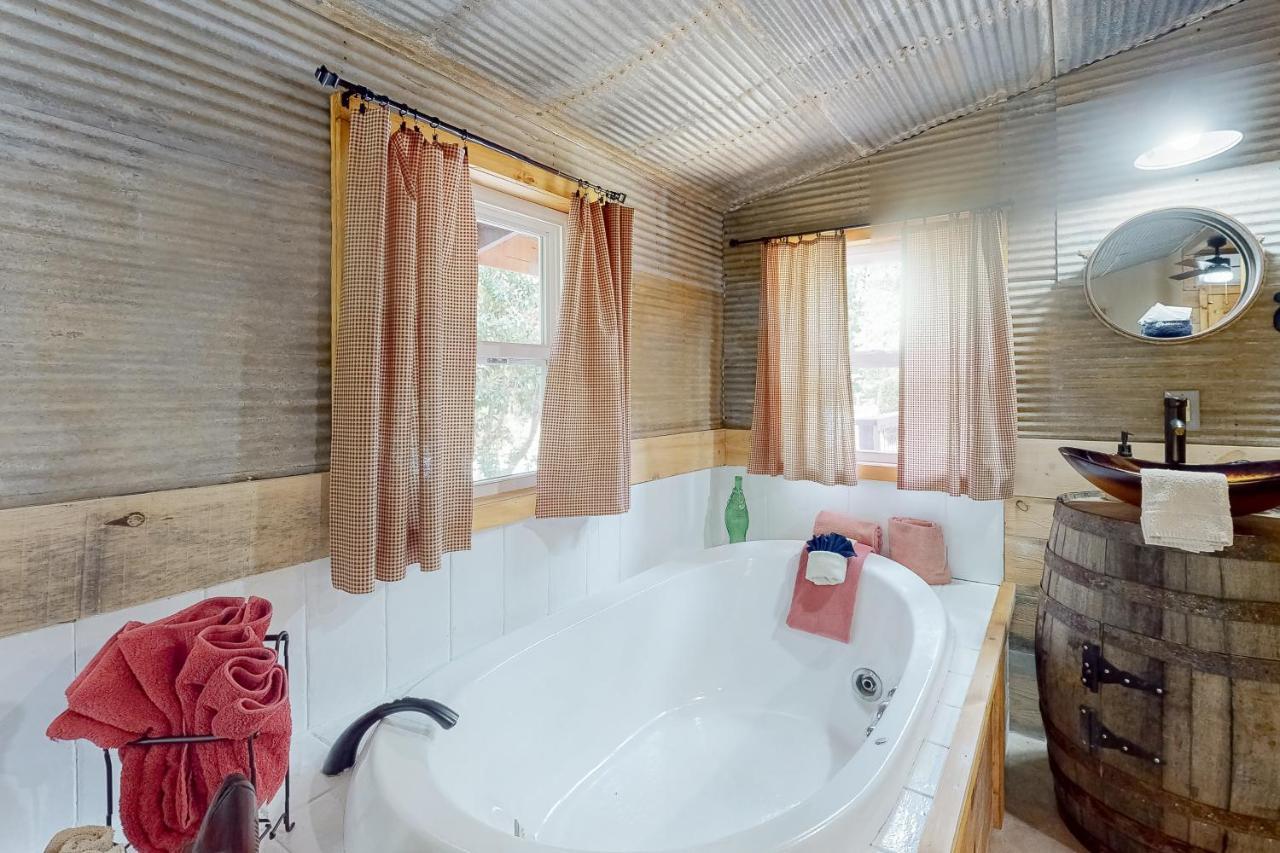 Bear Caves At Black Bear Cottages Sevierville Ngoại thất bức ảnh